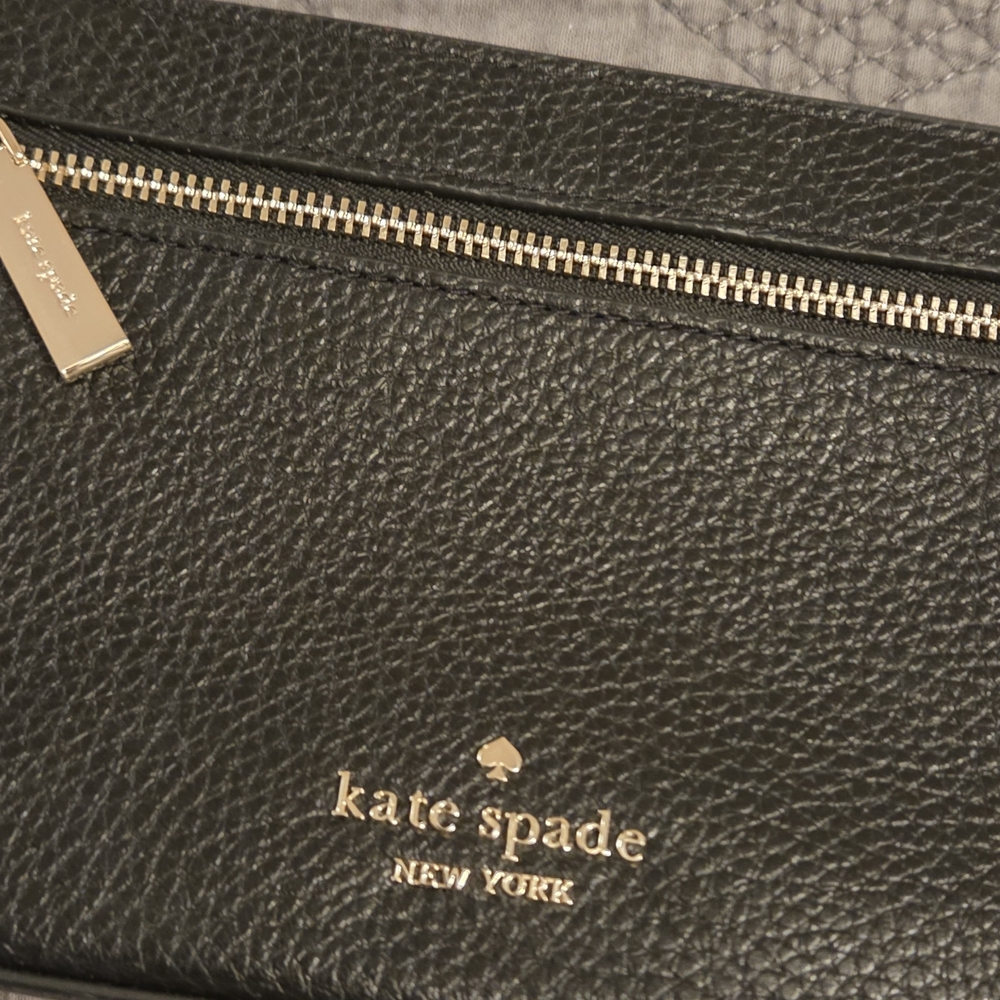 Kate Spade Black Wristlet bag - Picture 2 of 4